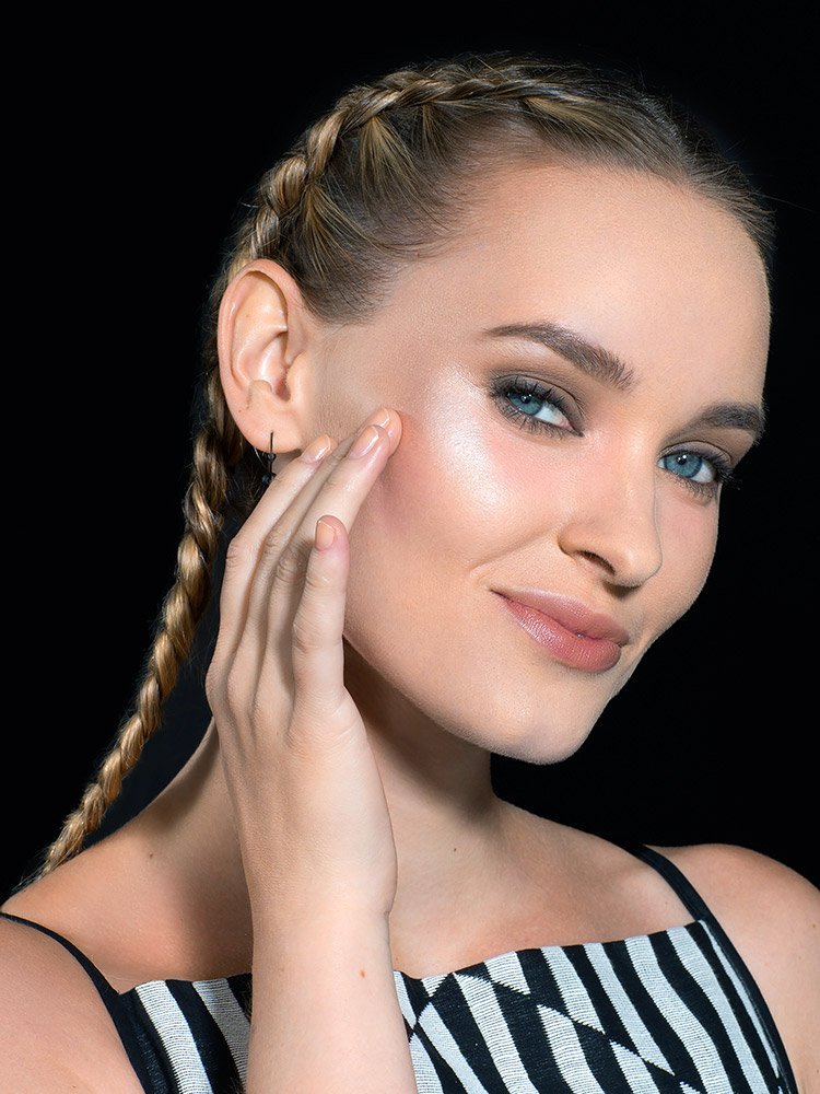 Maybelline New York Master Camo, відтінок Light, крок&nbsp;5, додай світла 
